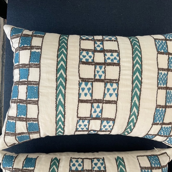 2 William Yeoward pillows - Picture 4 of 5